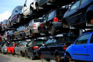 junkyard-would-pay-for-your-car