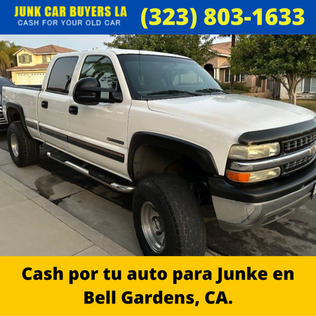 Cash por tu auto para Junke en Bell Gardens, CA.